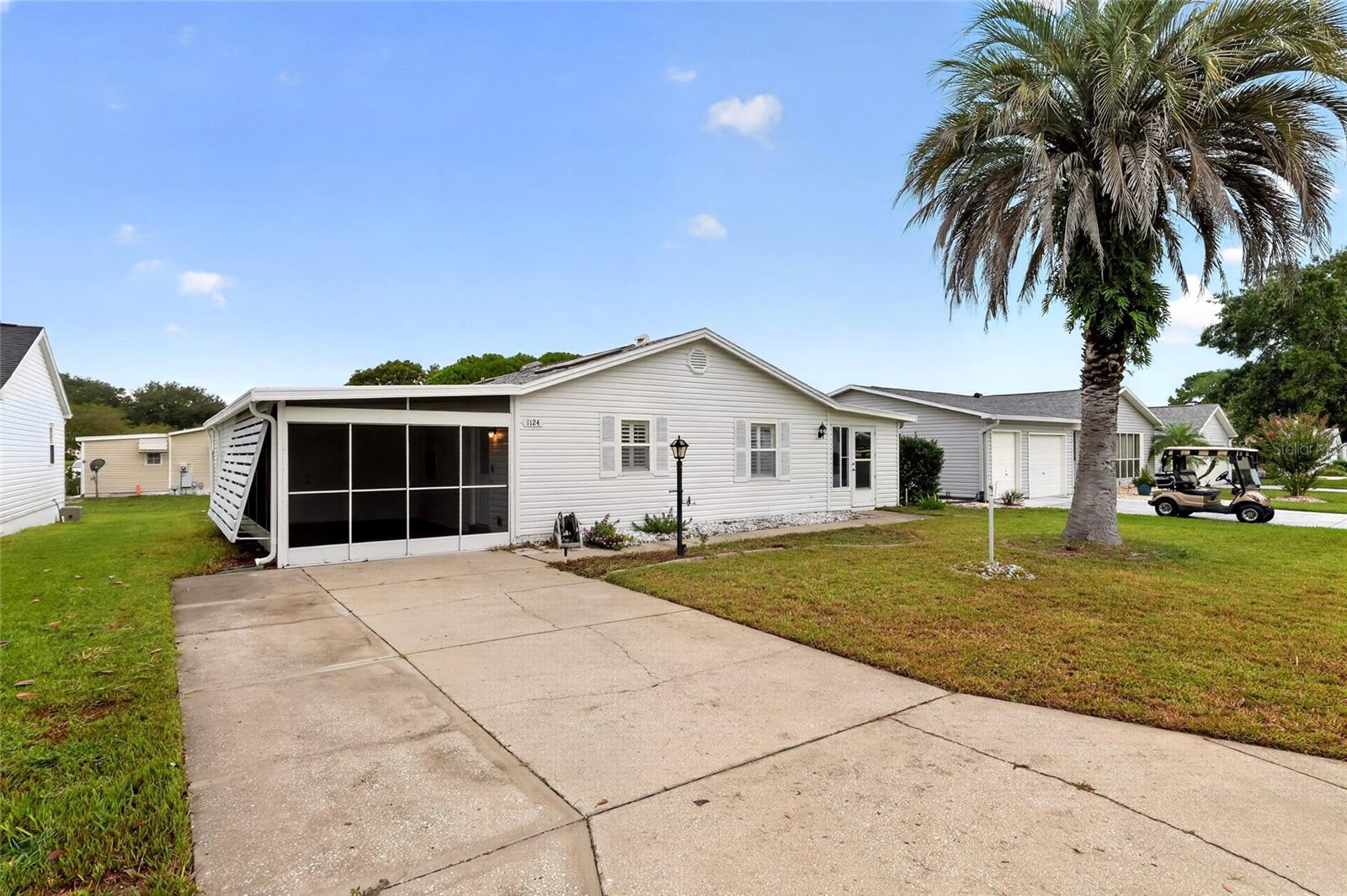 1124 Del Toro Dr Property Photo 4