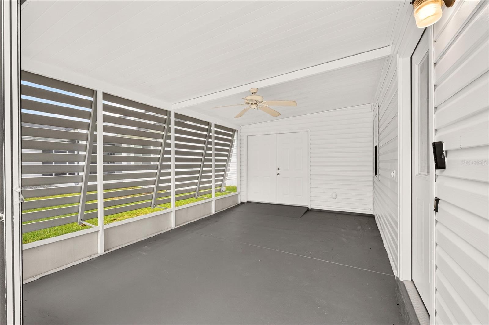 1124 Del Toro Dr Property Photo 11