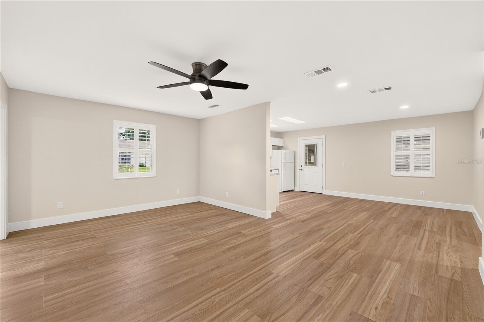 1124 Del Toro Dr Property Photo 22