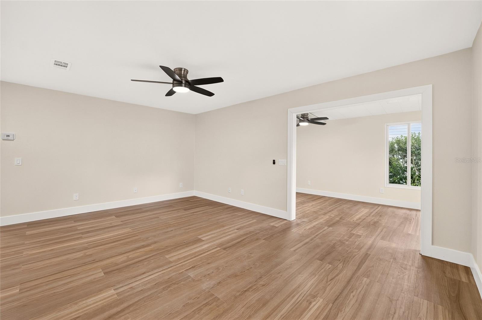 1124 Del Toro Dr Property Photo 26