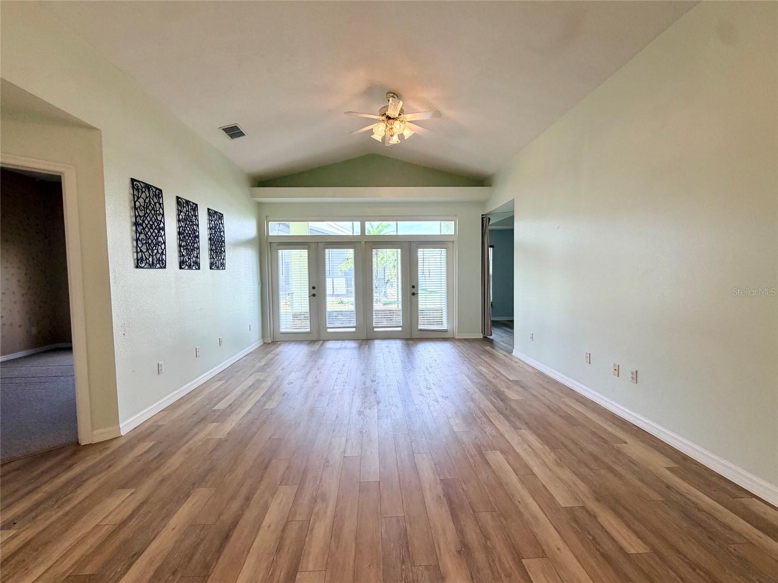 228 Fleming Ln Property Photo 12