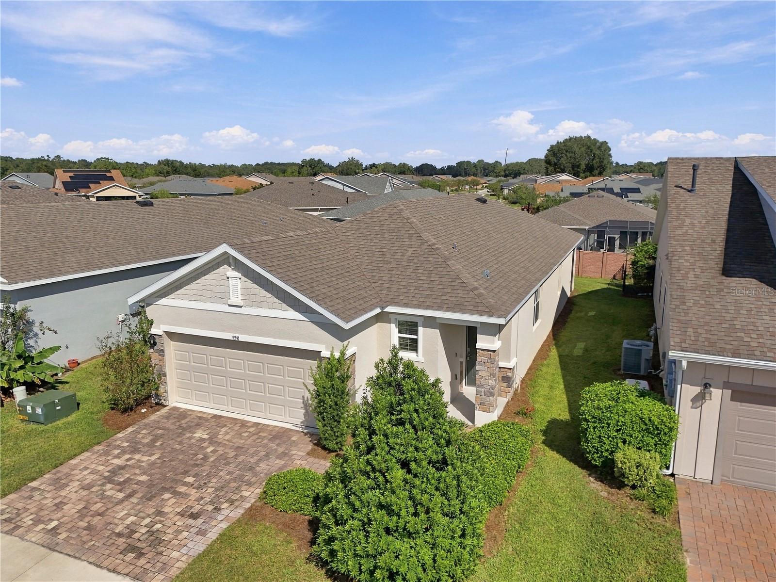 5541 Nw 40th Loop Property Photo 1