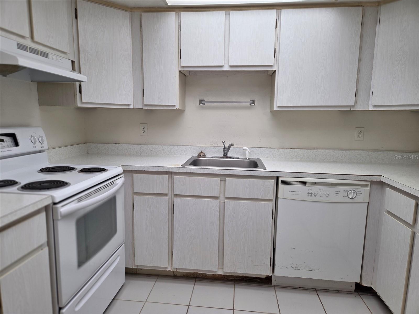 610 Midway Dr #a Property Photo 13