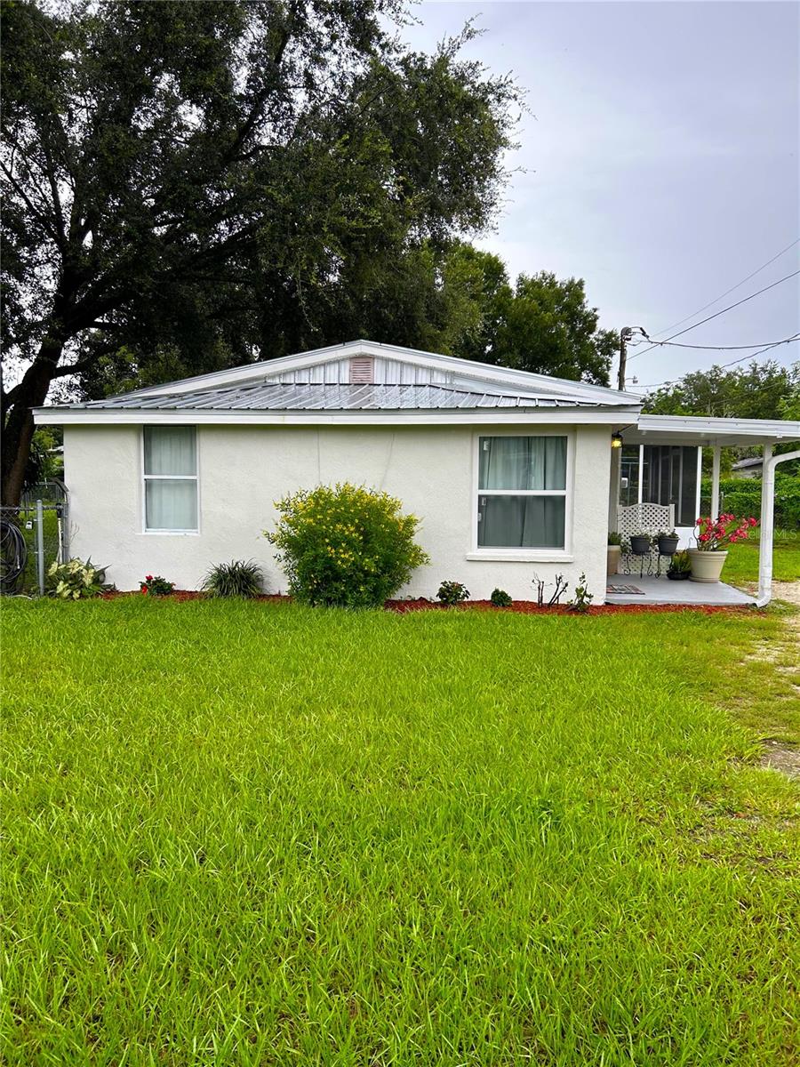 210 Ariana Place Property Photo 1
