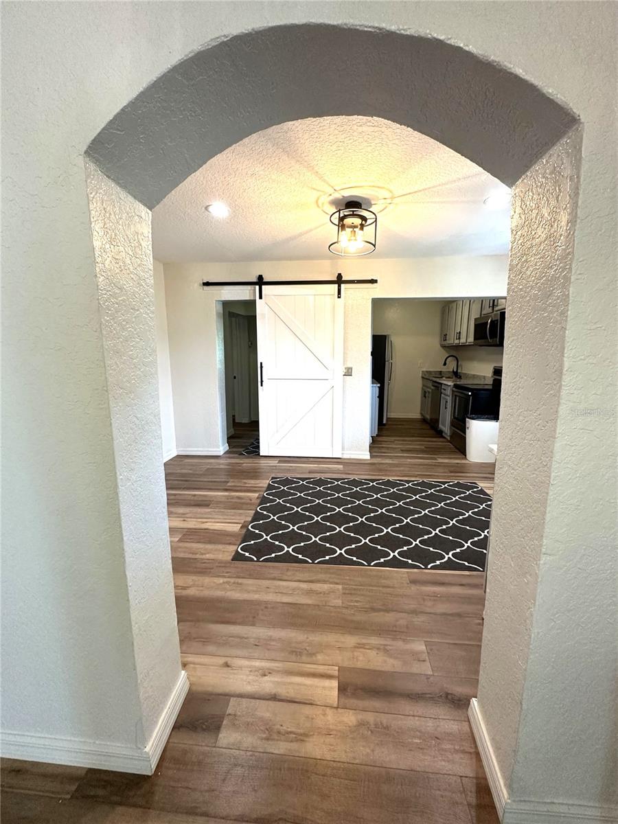 210 Ariana Place Property Photo 10