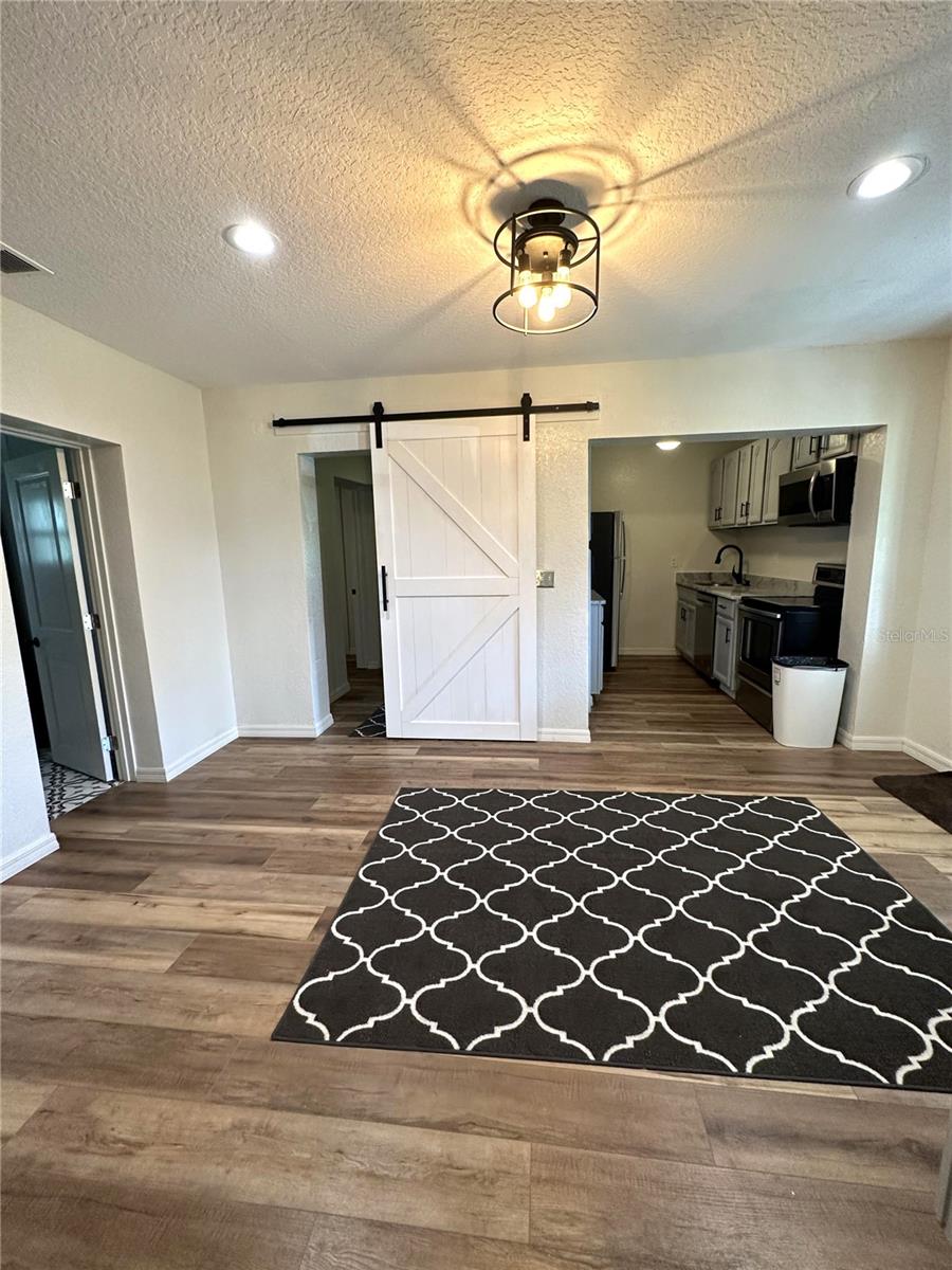 210 Ariana Place Property Photo 18