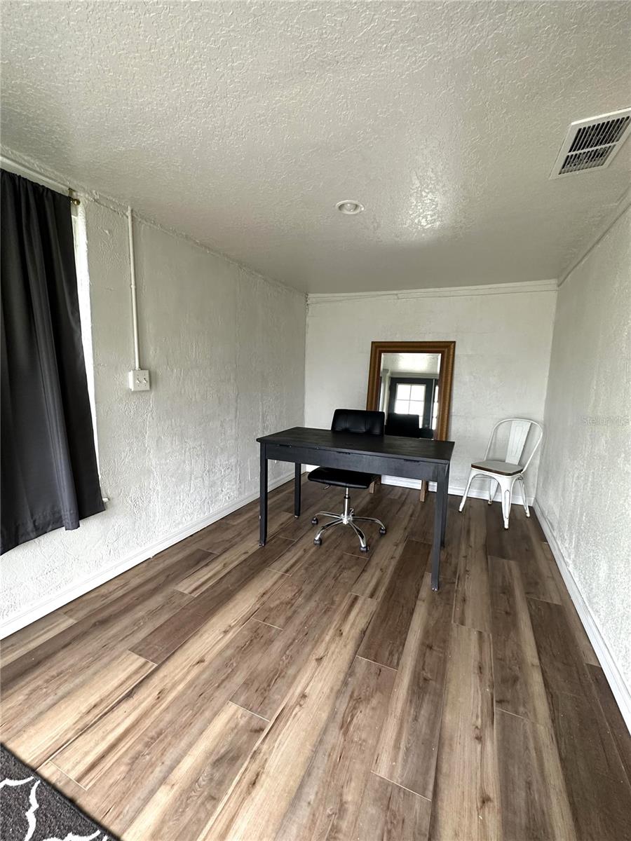 210 Ariana Place Property Photo 43