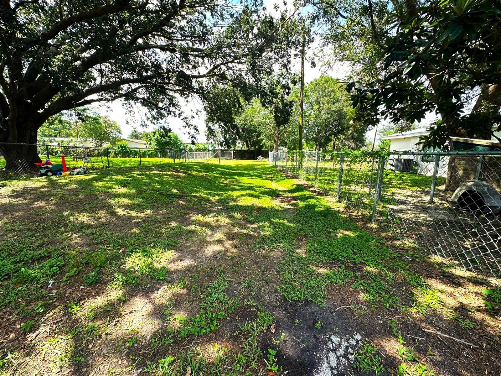 210 Ariana Place Property Photo 46