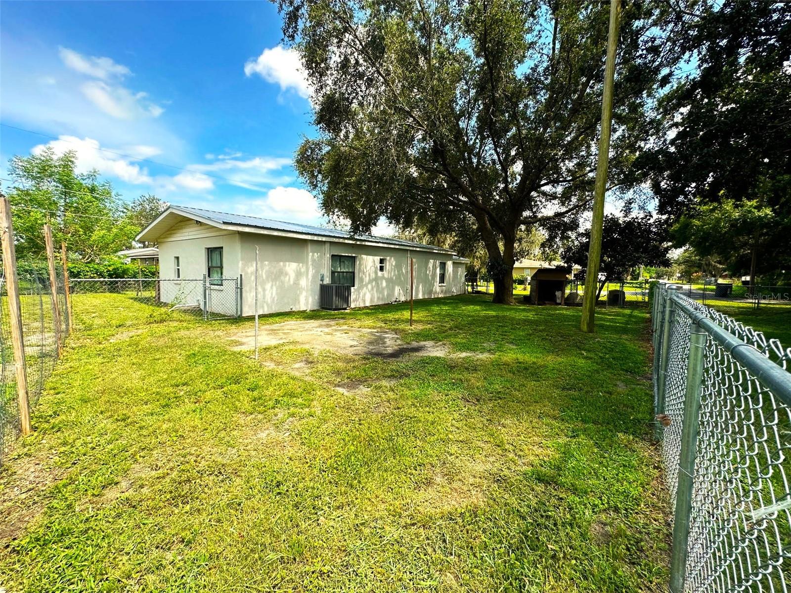 210 Ariana Place Property Photo 48