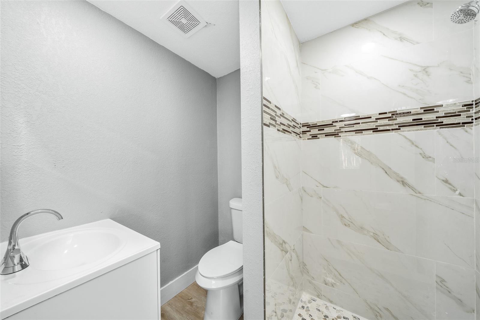 104 Ballard Rd Property Photo 16