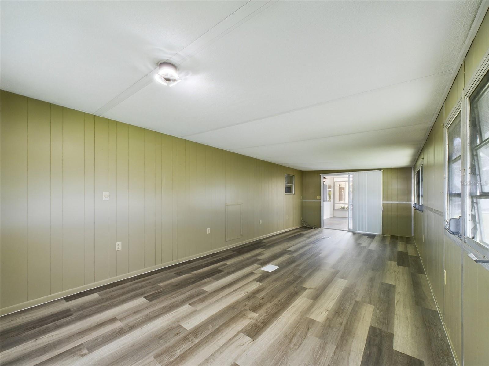 3502 Delaware Ave Property Photo 11