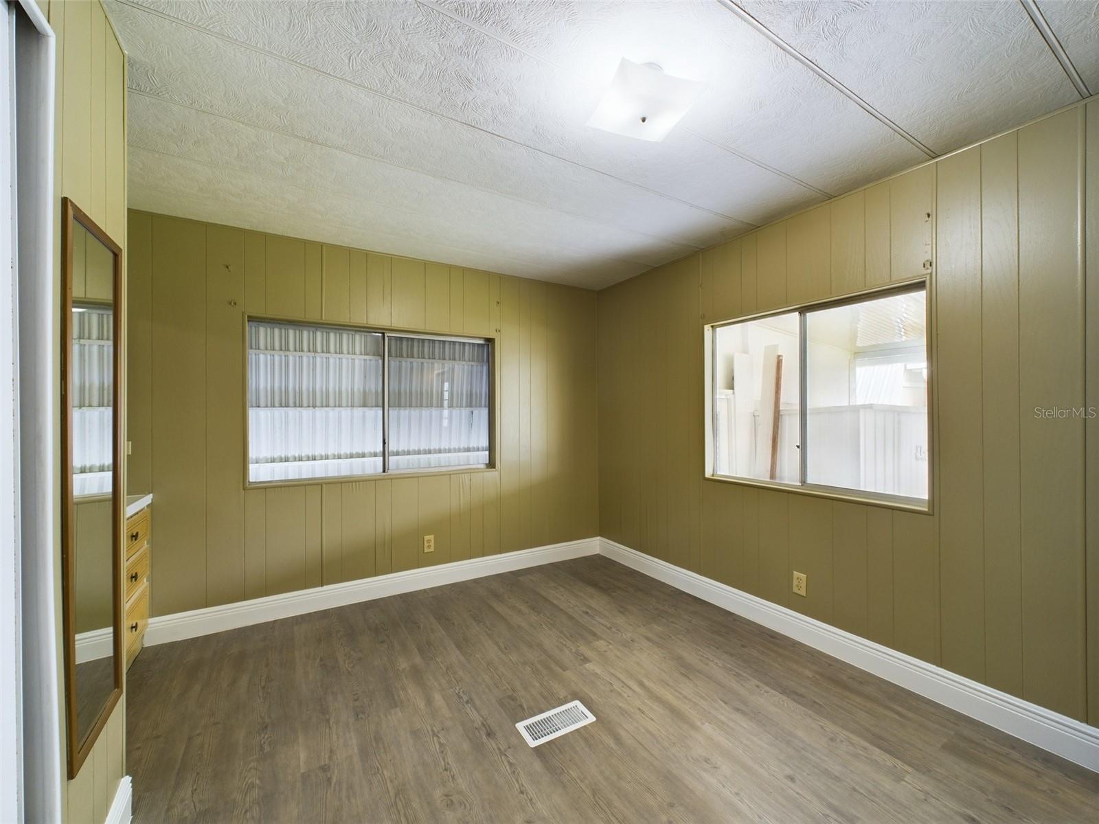 3502 Delaware Ave Property Photo 16