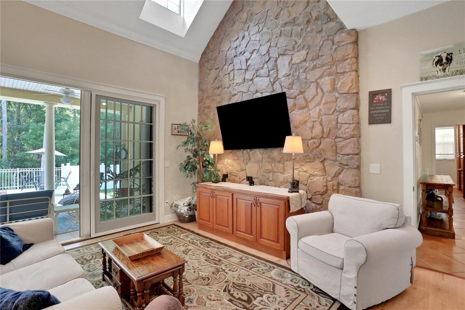 8608 Poinsettia Dr Property Photo 38