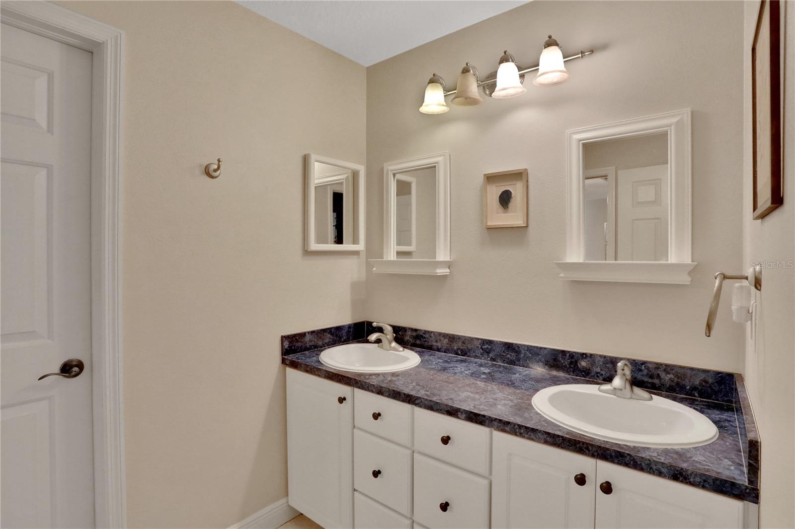 8608 Poinsettia Dr Property Photo 59