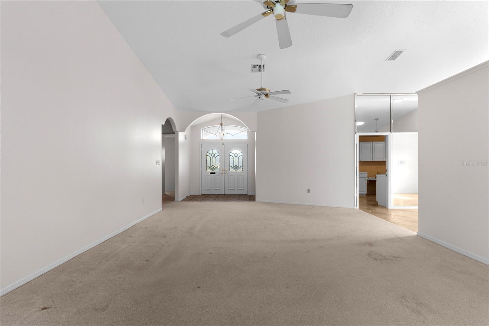 5660 Sandpipers Dr Property Photo 8