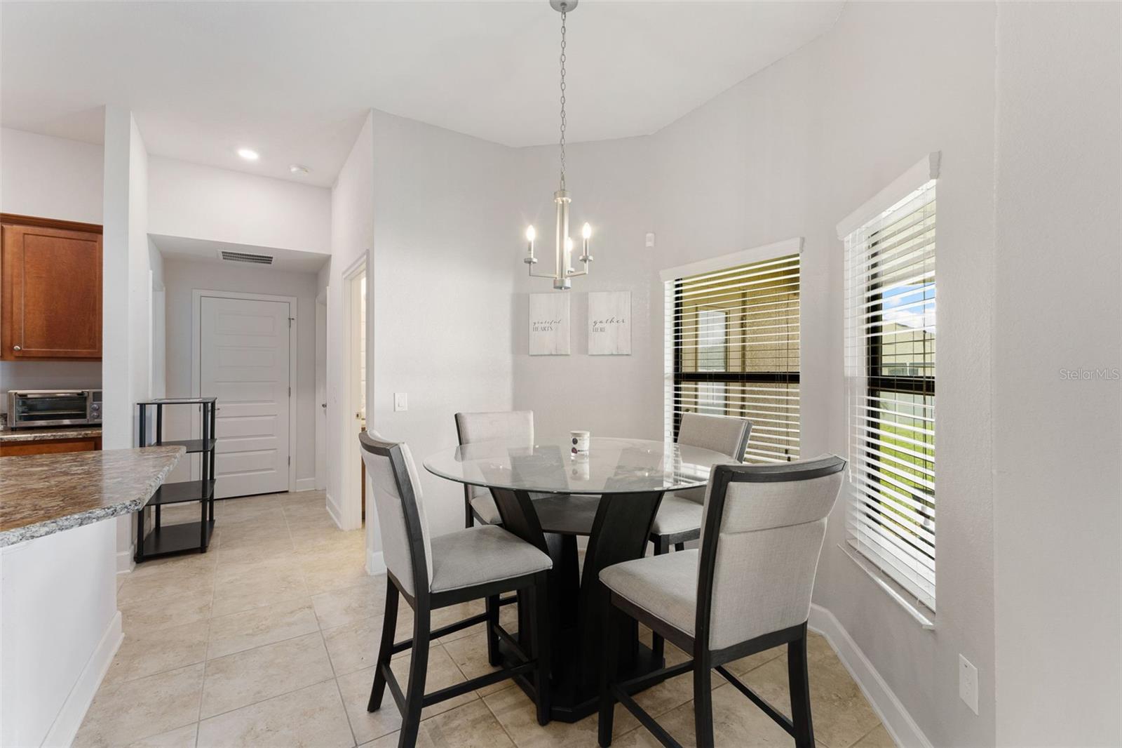 6421 Alamanda Hills Dr Property Photo 24