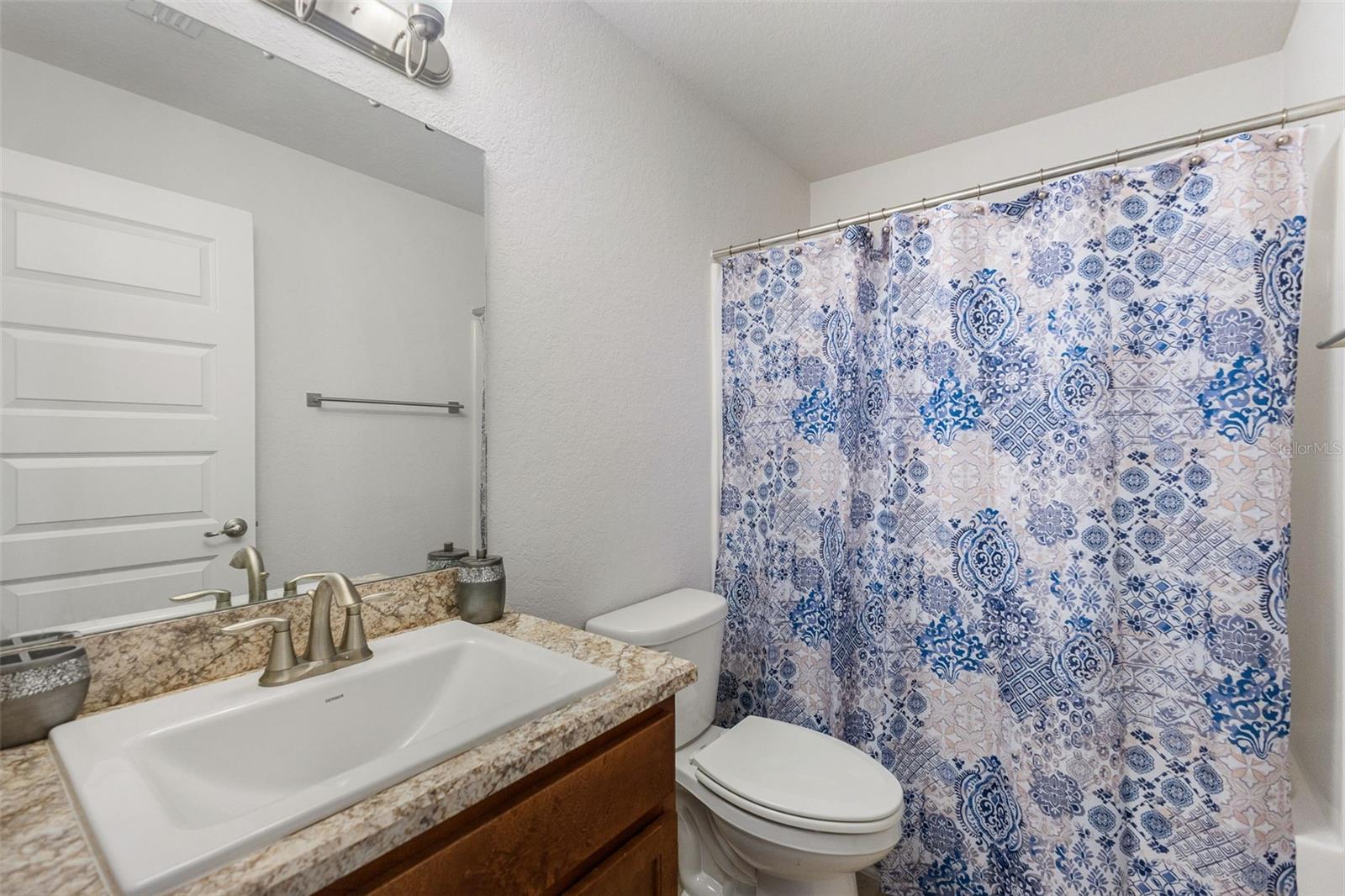 6421 Alamanda Hills Dr Property Photo 33