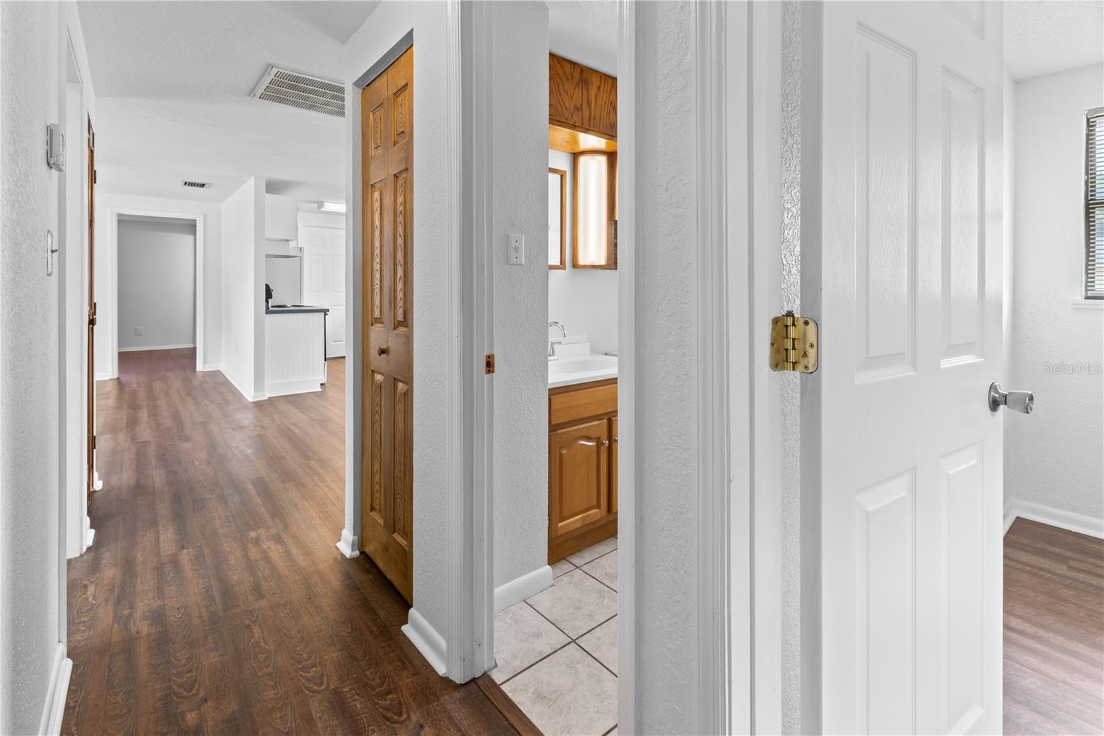 1510 Richmond Rd Property Photo 18