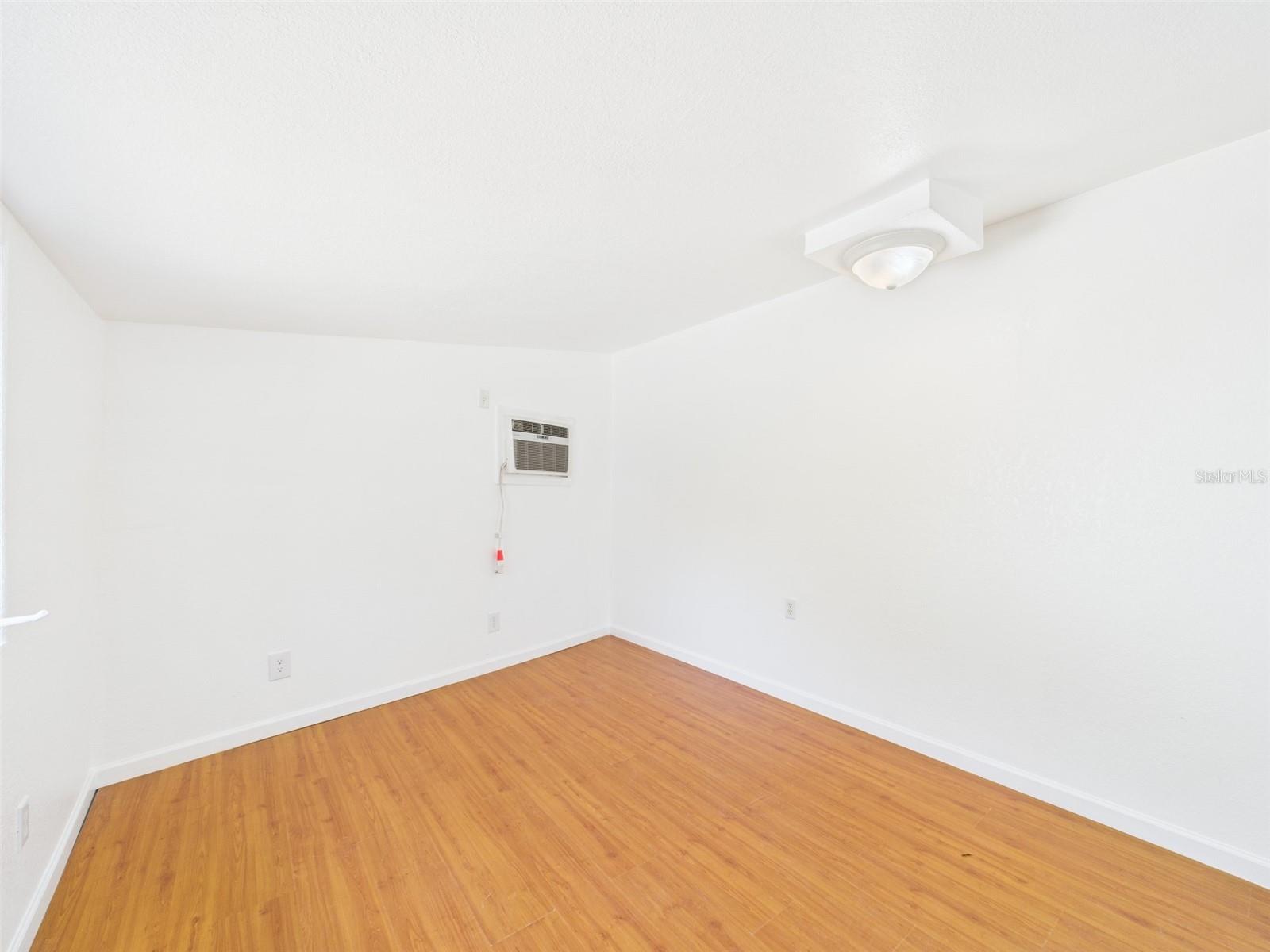 1600 W Derby Ave Property Photo 49