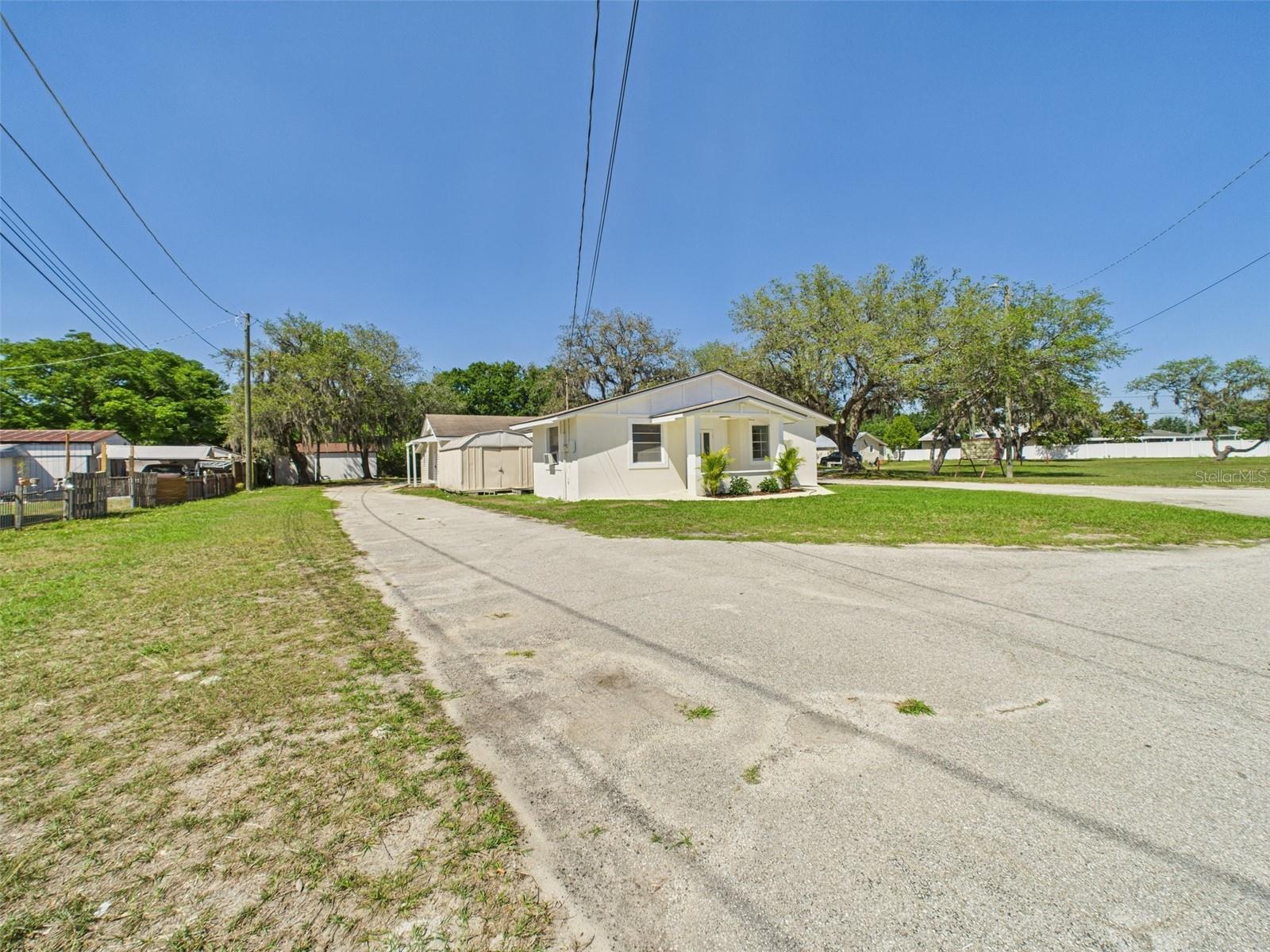 1600 W Derby Ave Property Photo 65
