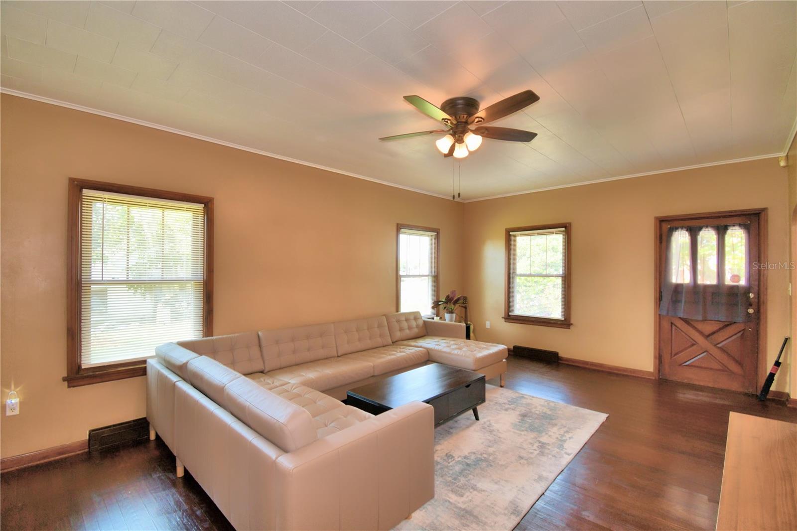 1070 S Lake Shore Way Property Photo 32