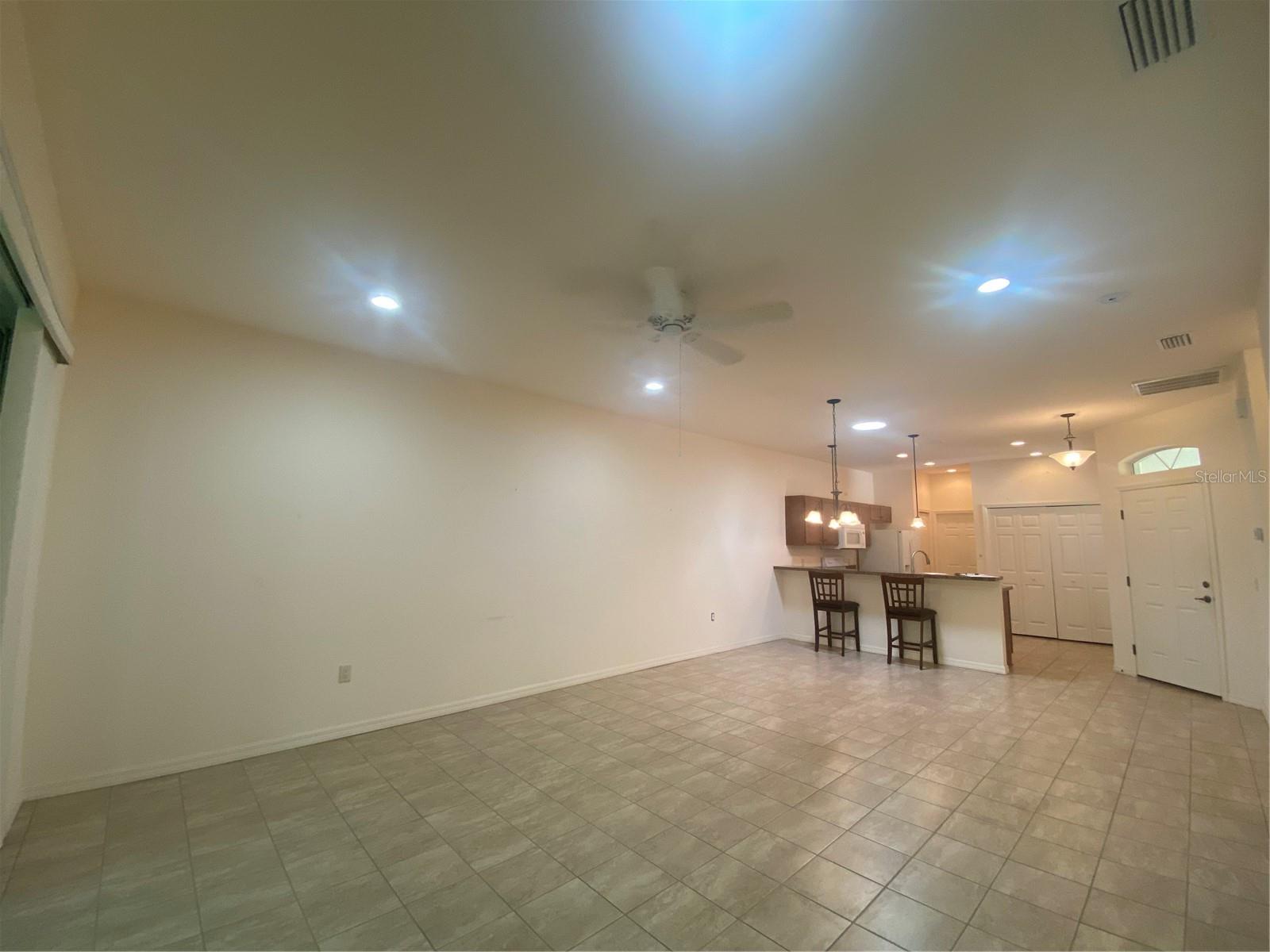 1561 Vienna Square Dr Property Photo 10