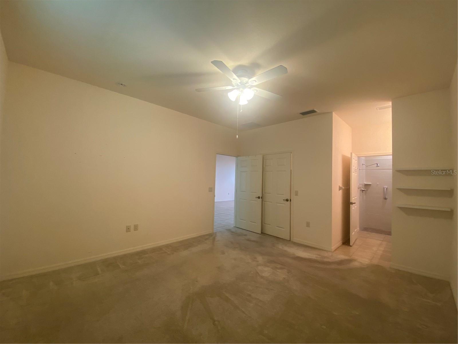 1561 Vienna Square Dr Property Photo 16