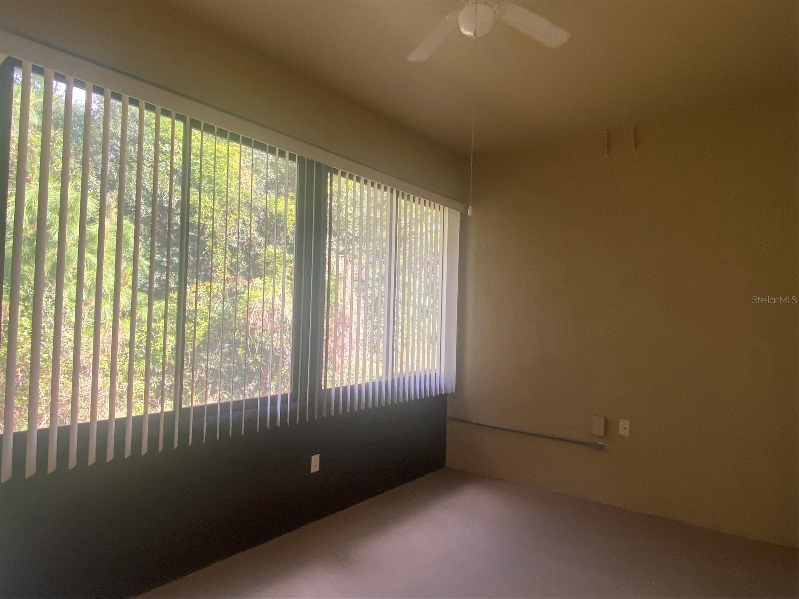 1561 Vienna Square Dr Property Photo 29