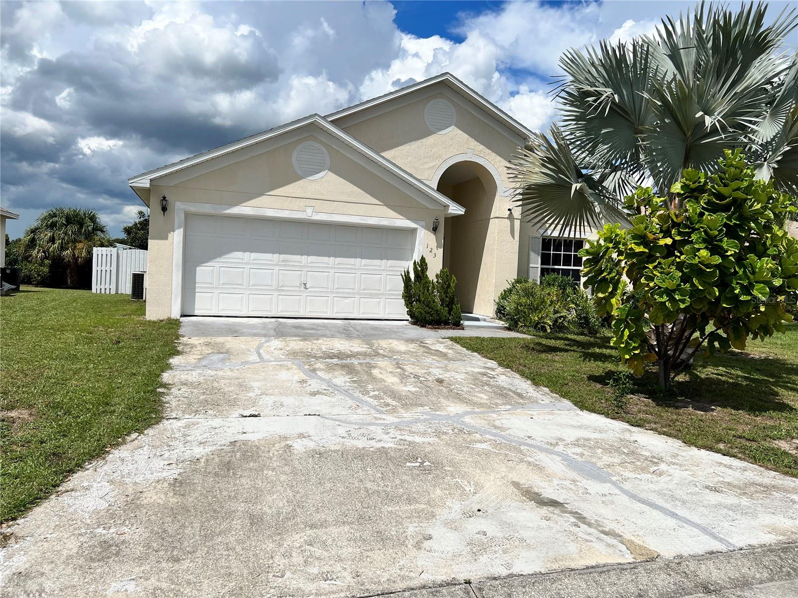 123 OSPREY HEIGHTS DR