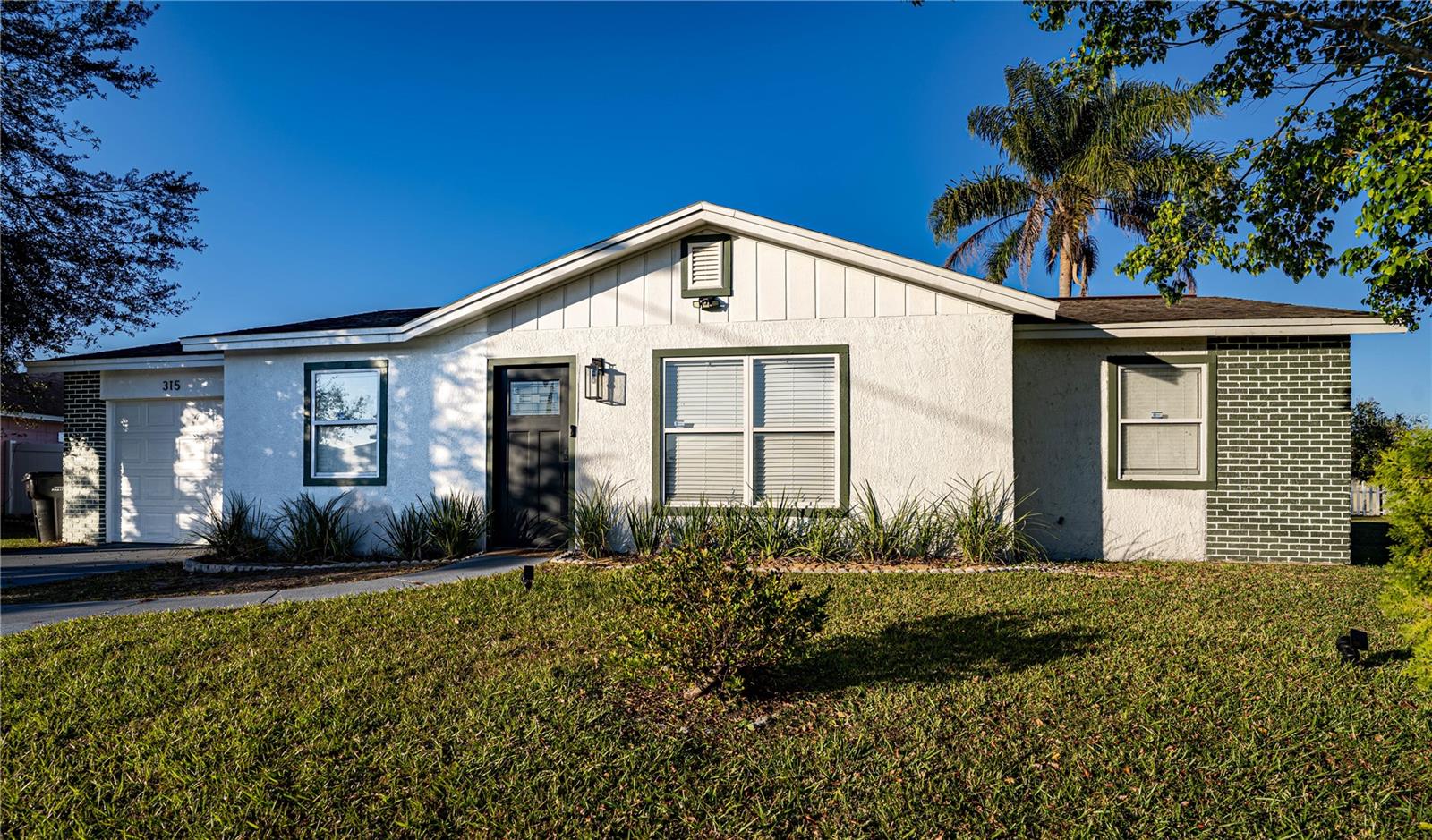 315 Lauderdale Ct Property Photo 46