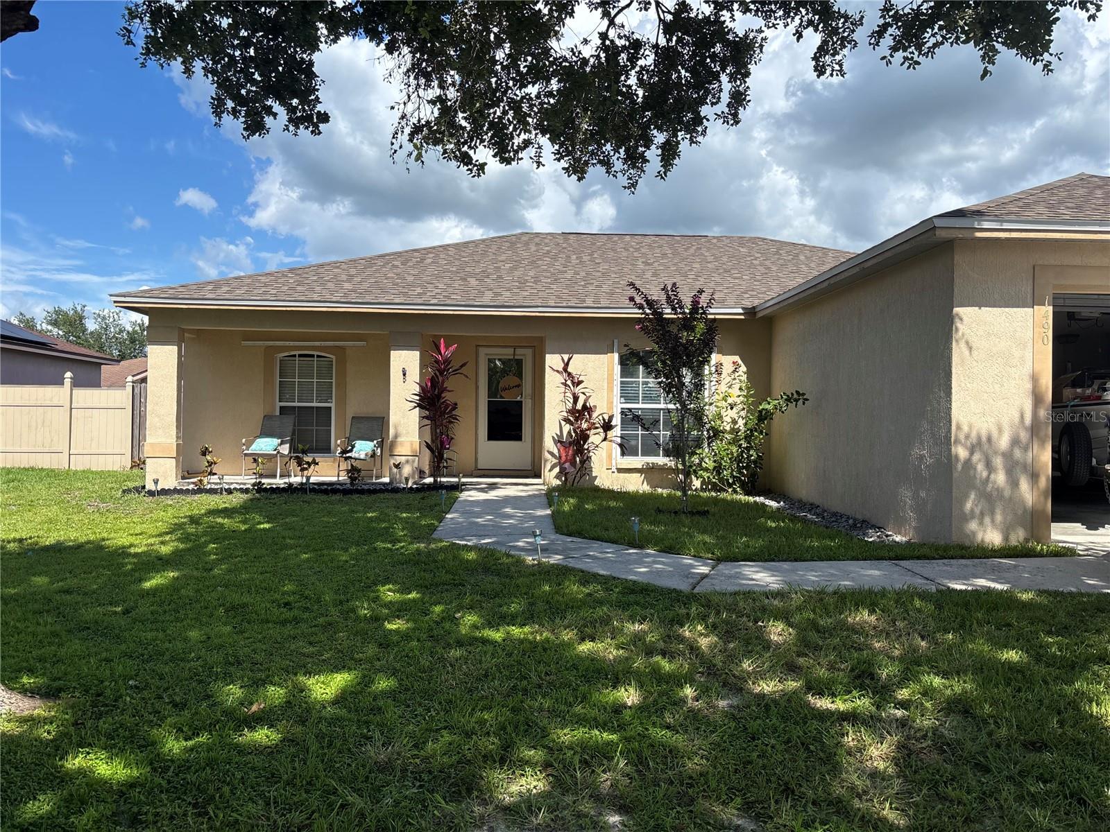 1490 Meadows Pond Dr Property Photo 1