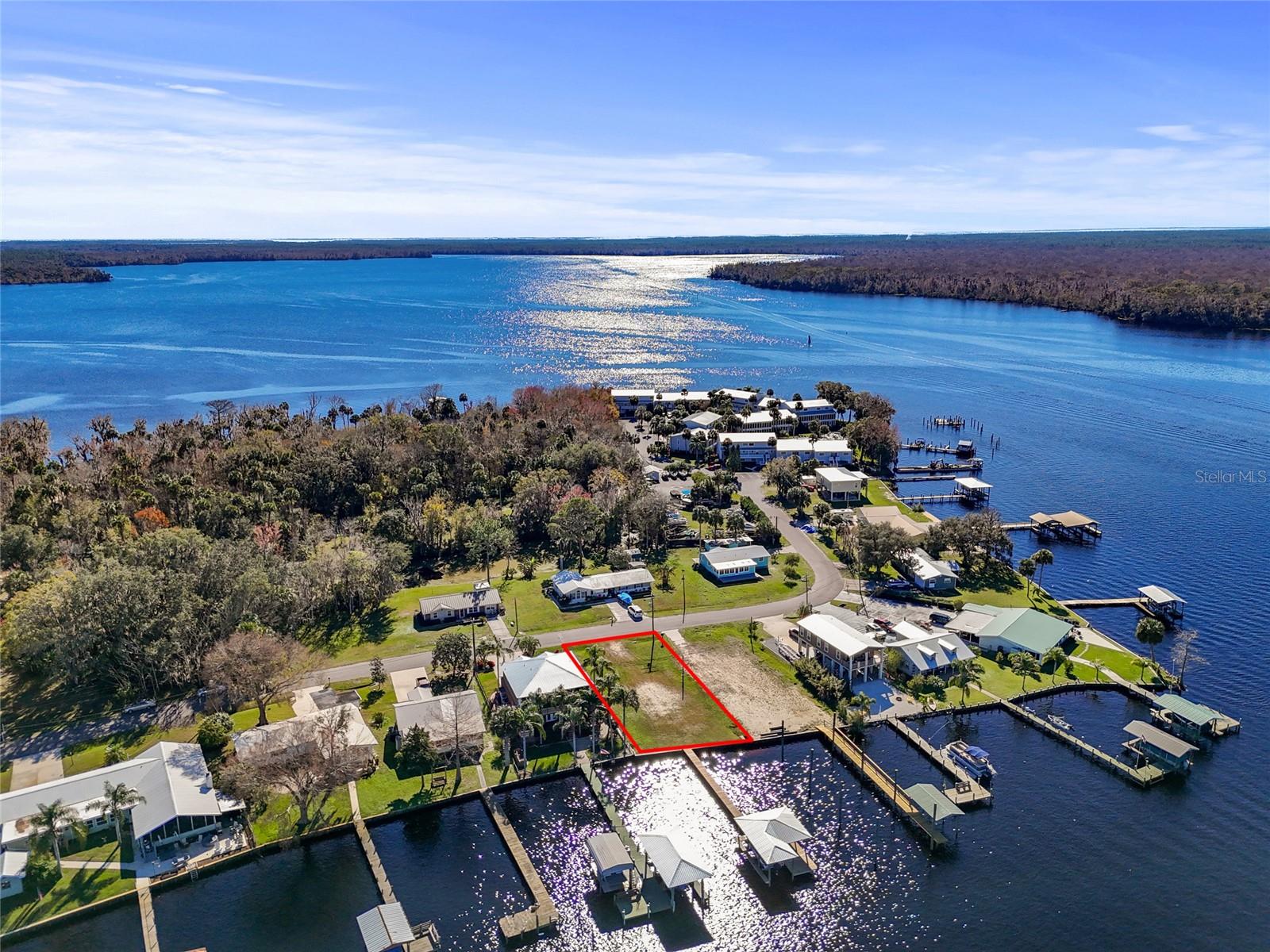 158 Beechers Point Dr Property Photo 3