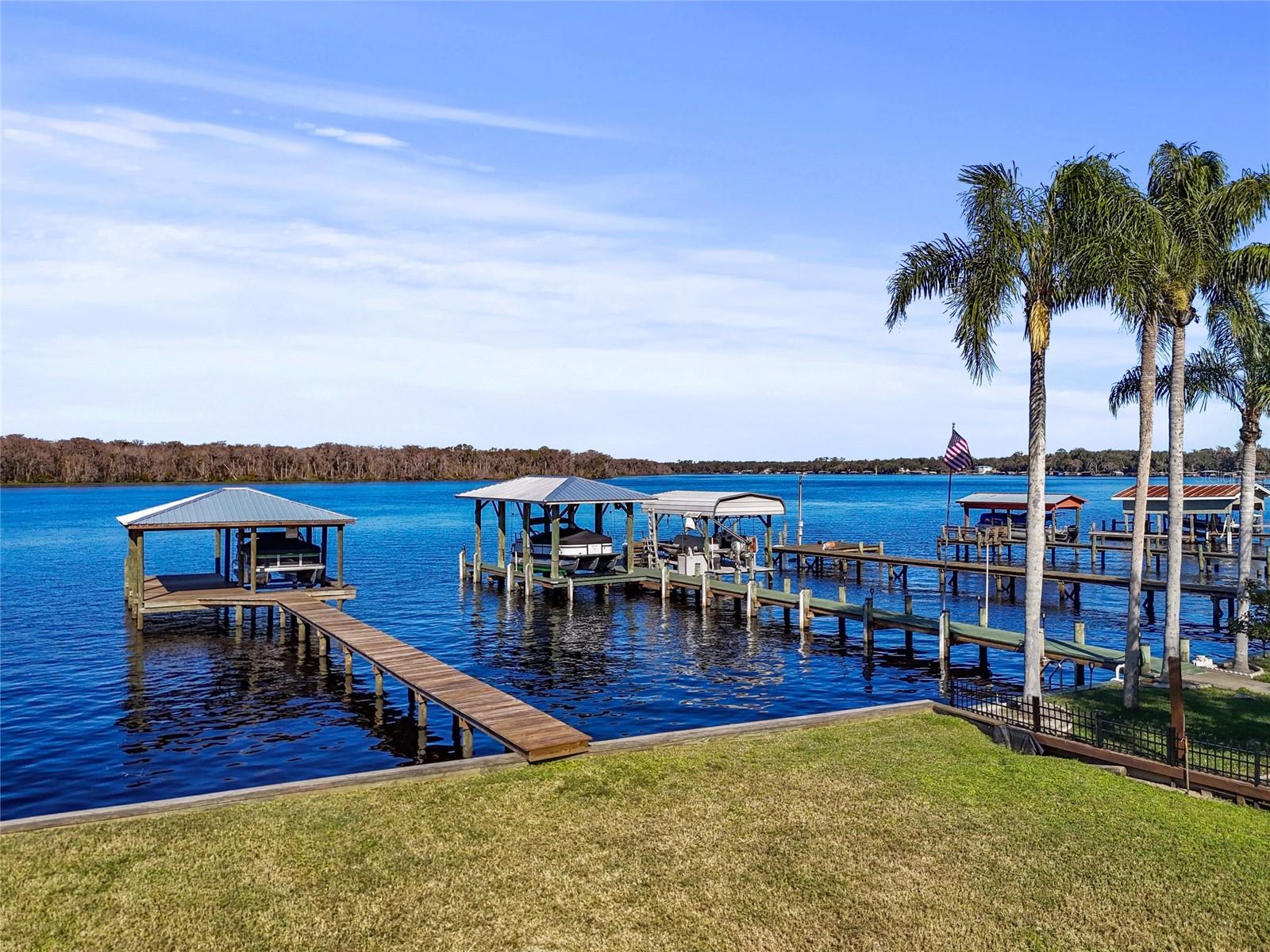 158 Beechers Point Dr Property Photo 5