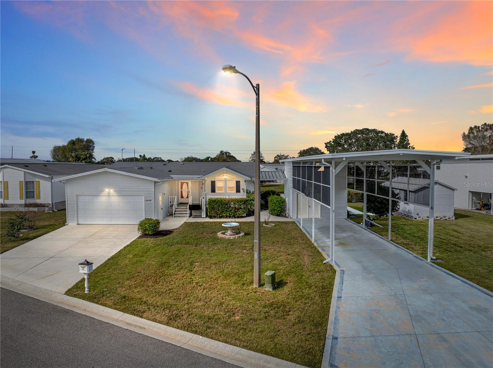 5148 Island View Cir N Property Photo 1