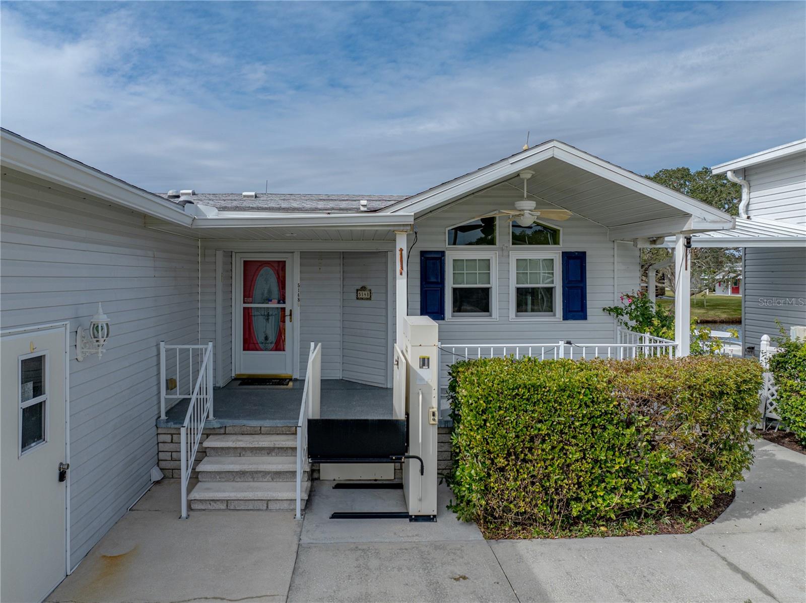 5148 Island View Cir N Property Photo 5