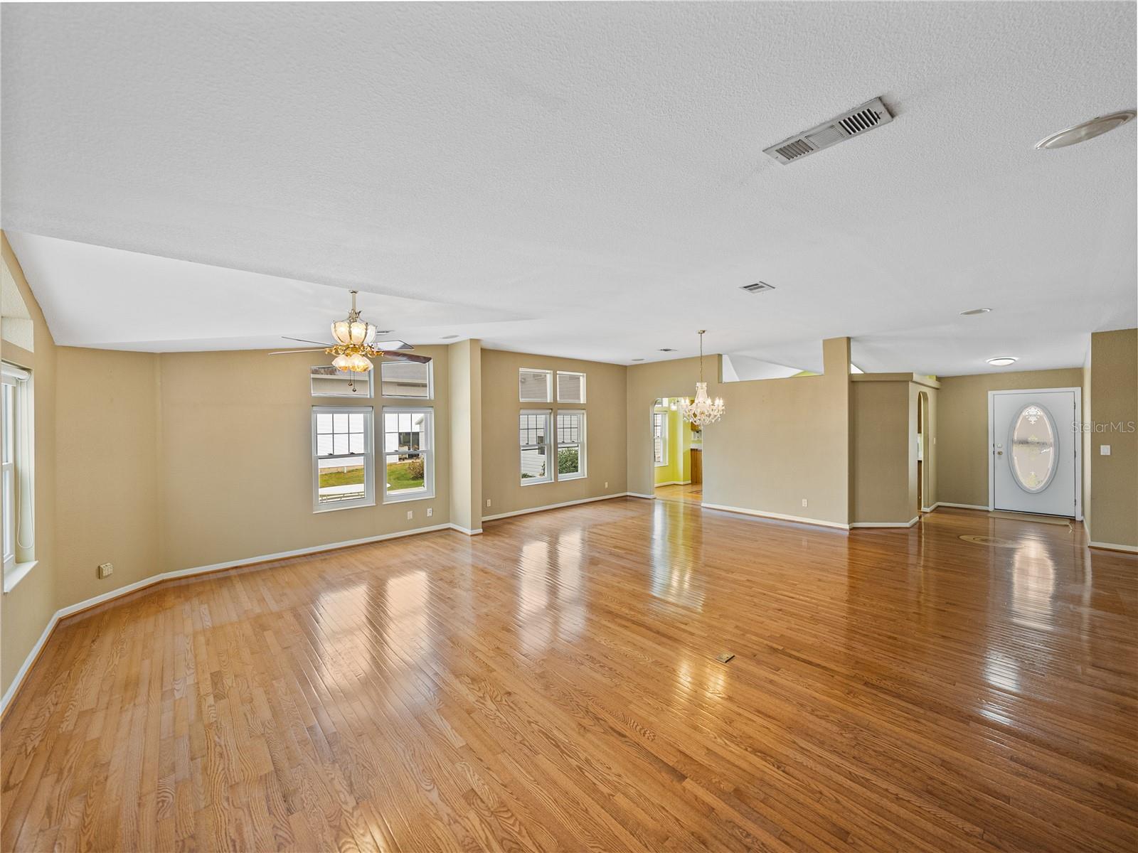 5148 Island View Cir N Property Photo 11