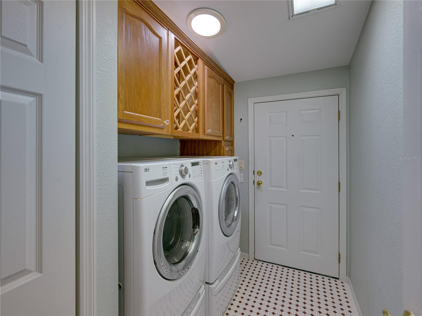5148 Island View Cir N Property Photo 19