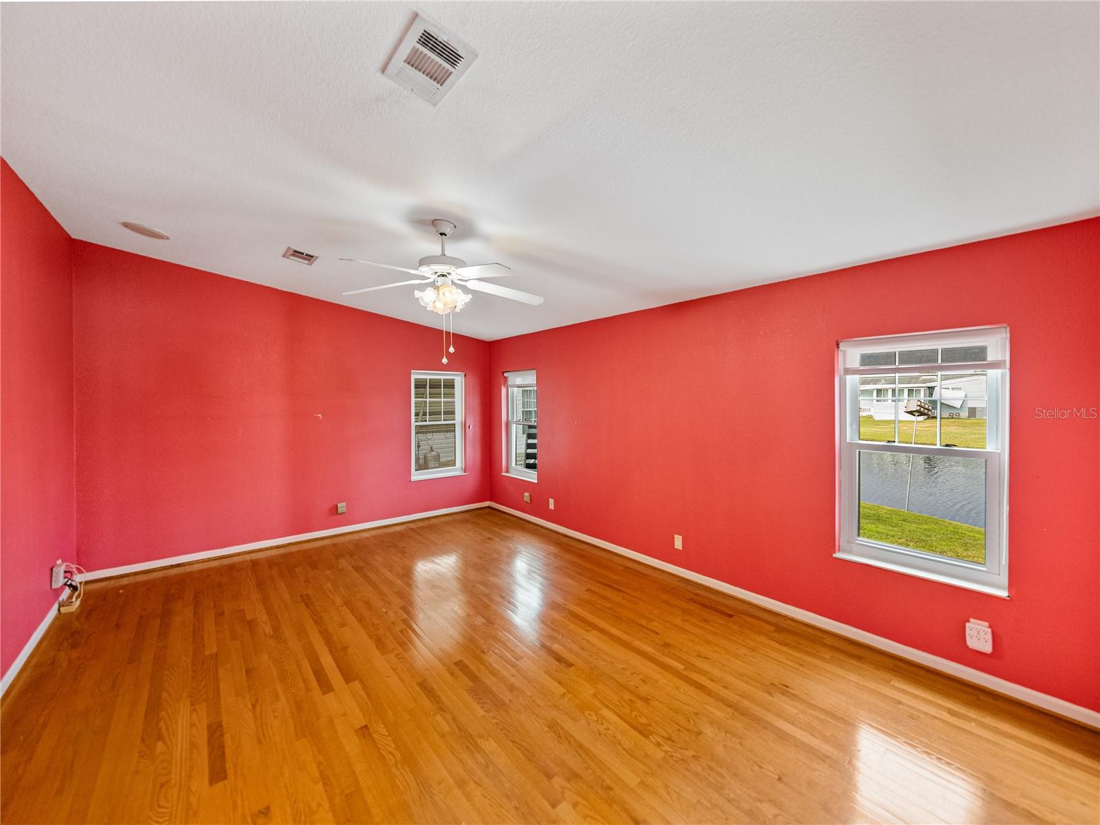 5148 Island View Cir N Property Photo 26