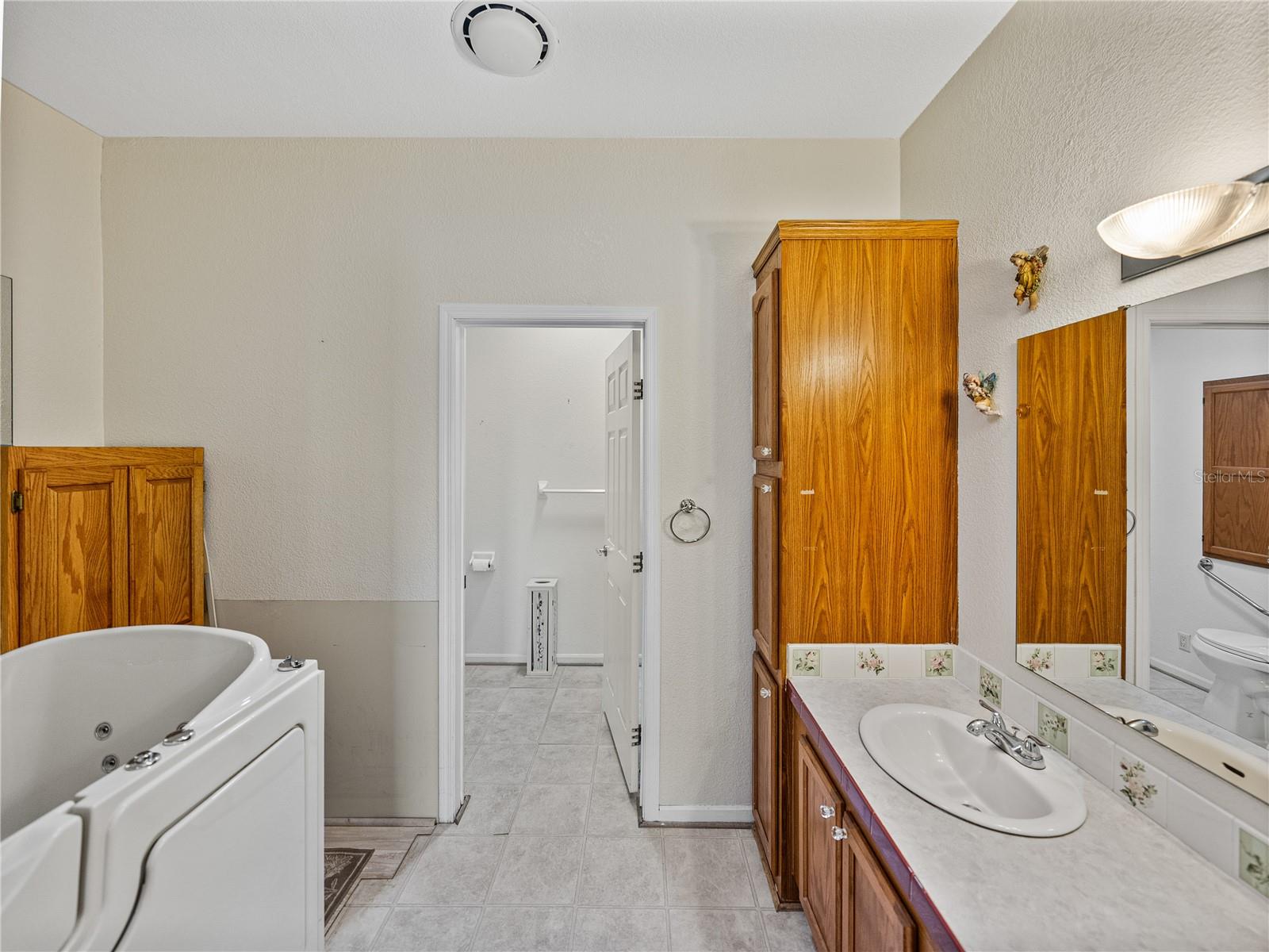 5148 Island View Cir N Property Photo 31