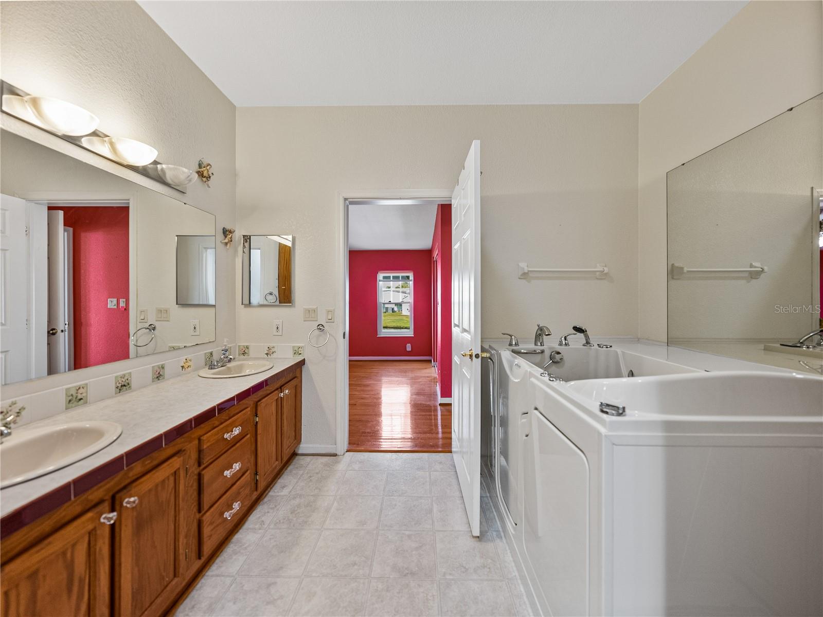 5148 Island View Cir N Property Photo 33