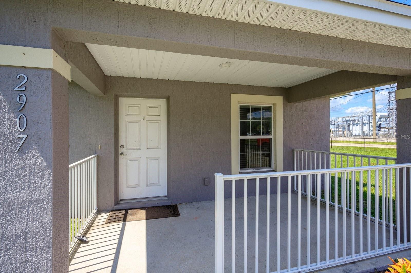 2907 Park St Property Photo 6