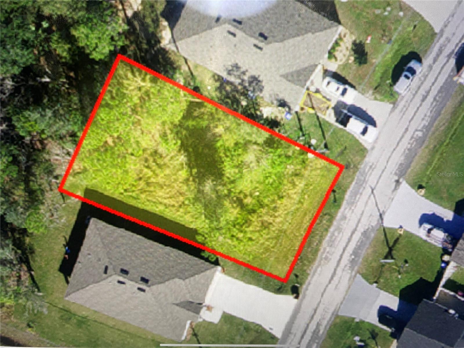Clermont Dr Property Photo 1