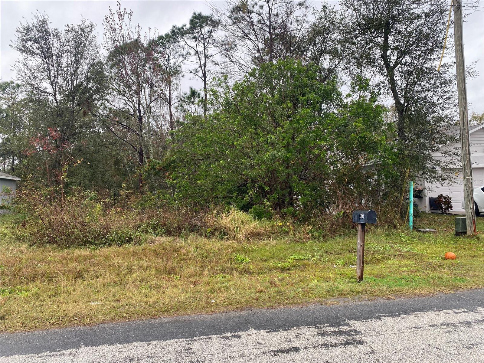 Clermont Dr Property Photo 4