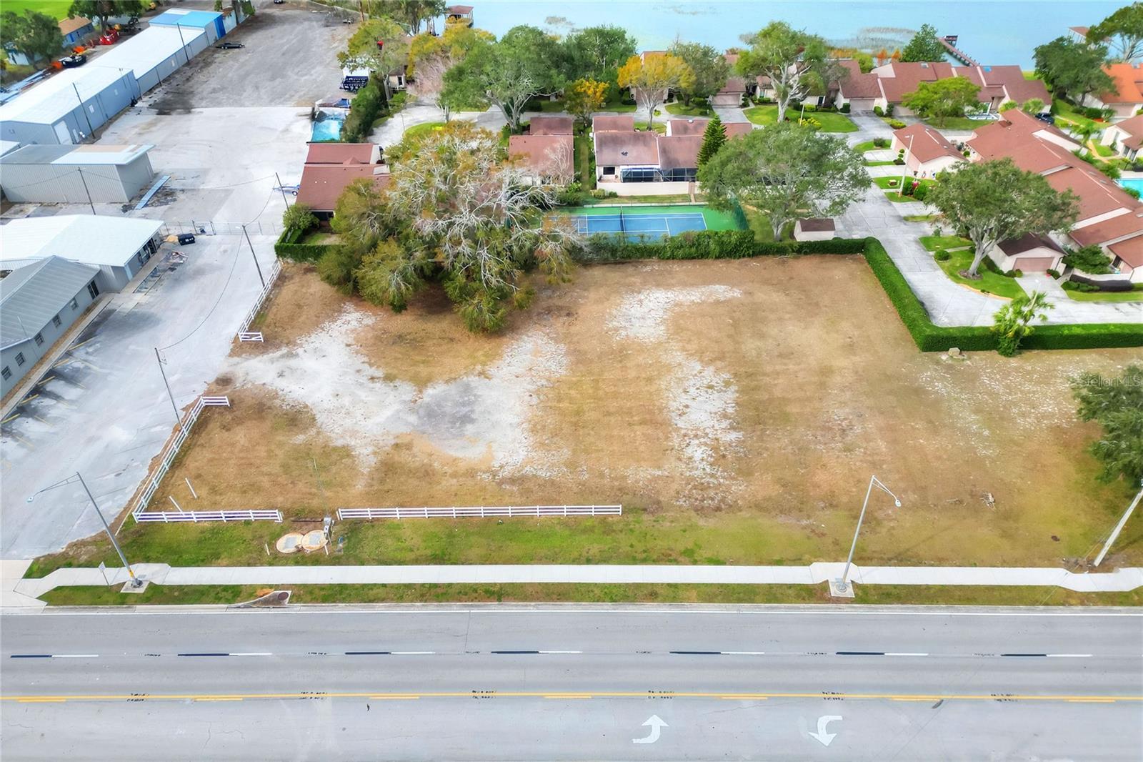 Us-17 Property Photo 3
