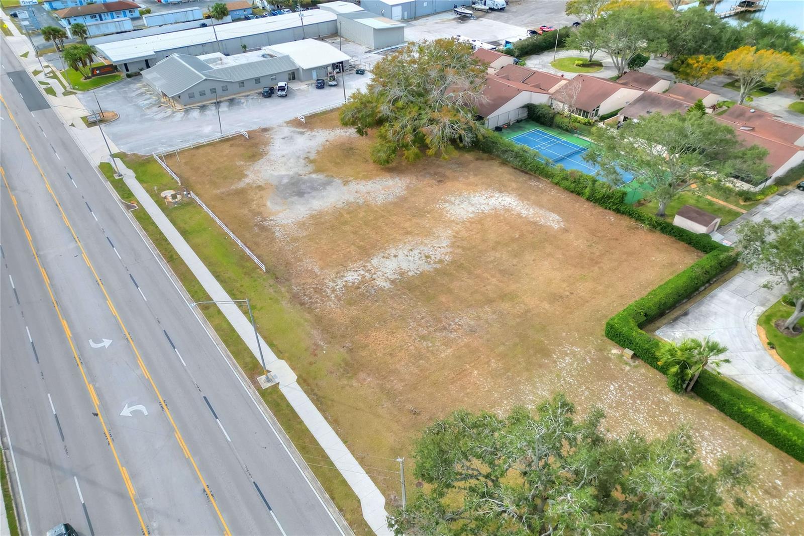 Us-17 Property Photo 7