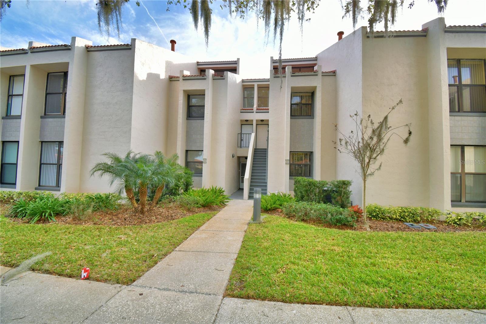 608 Sweet Bay Cir Property Photo 1