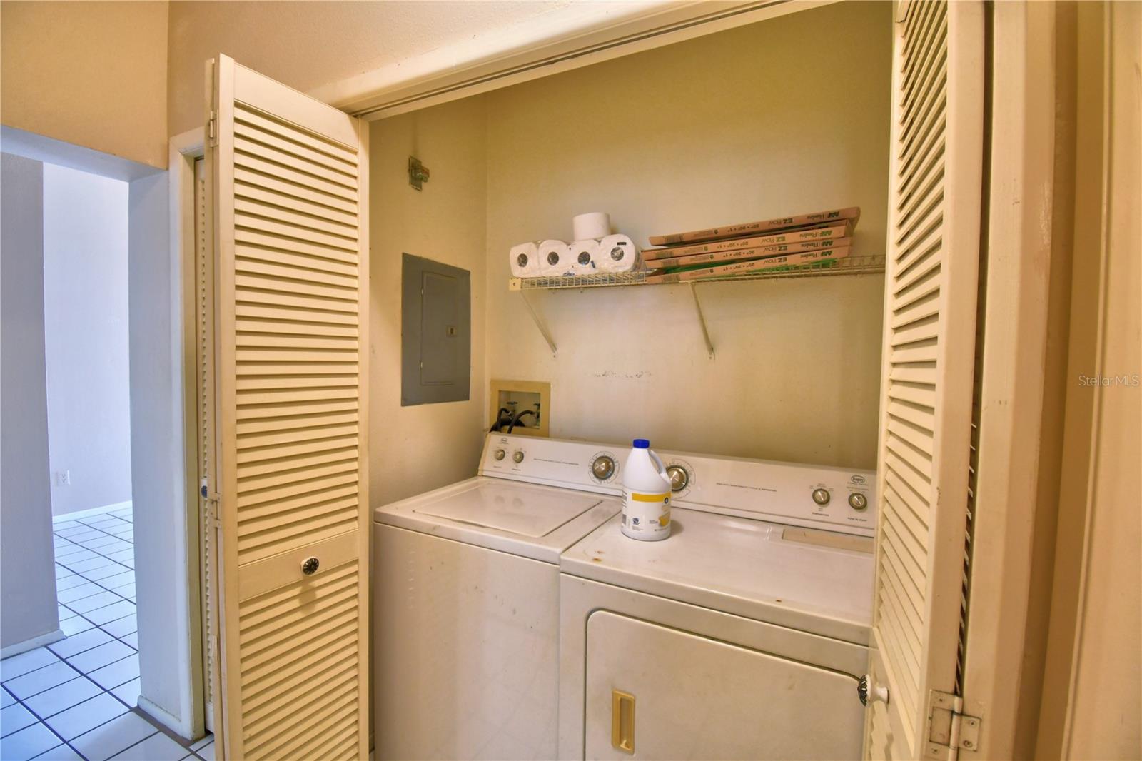 608 Sweet Bay Cir Property Photo 24