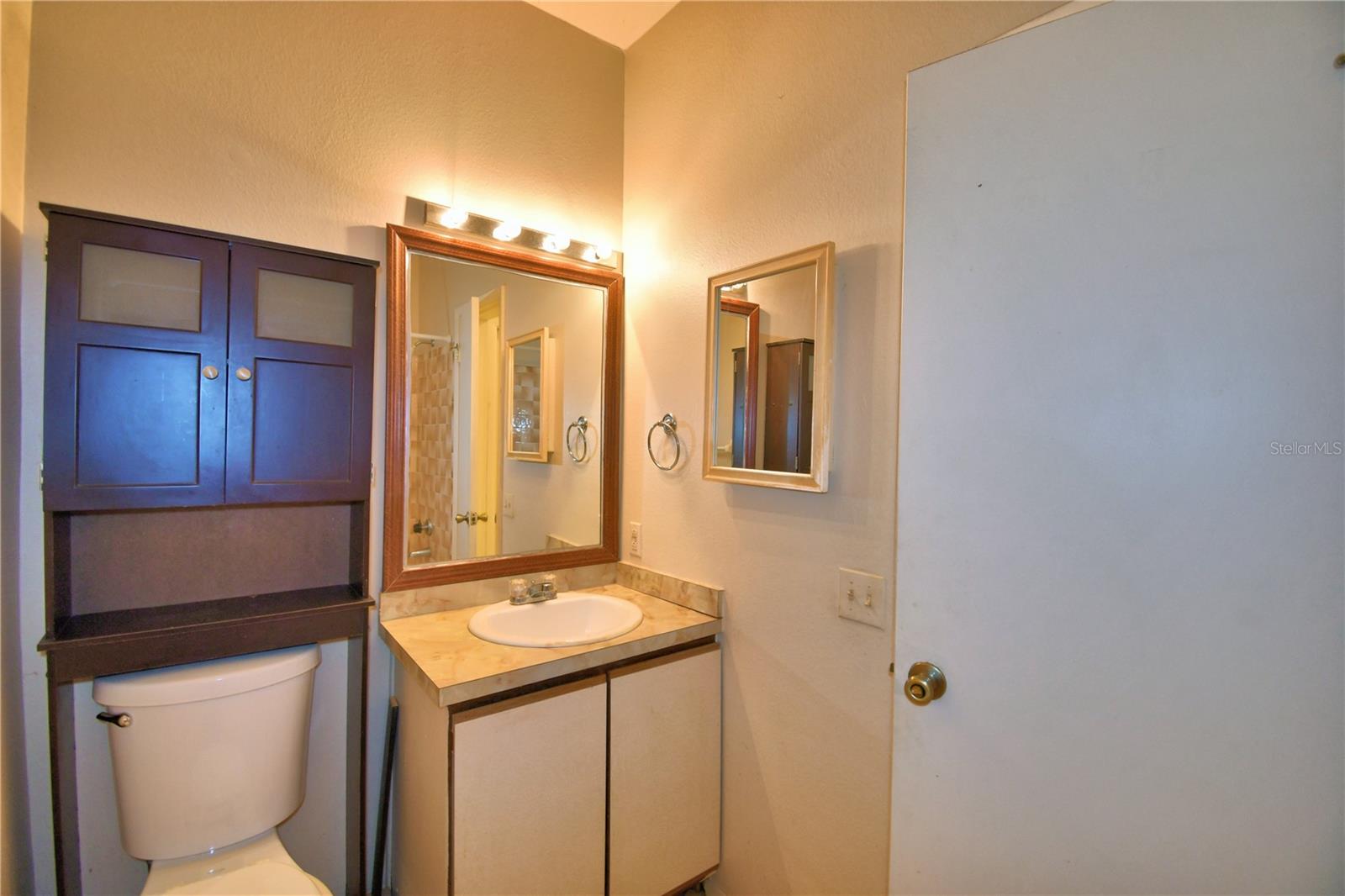 608 Sweet Bay Cir Property Photo 29