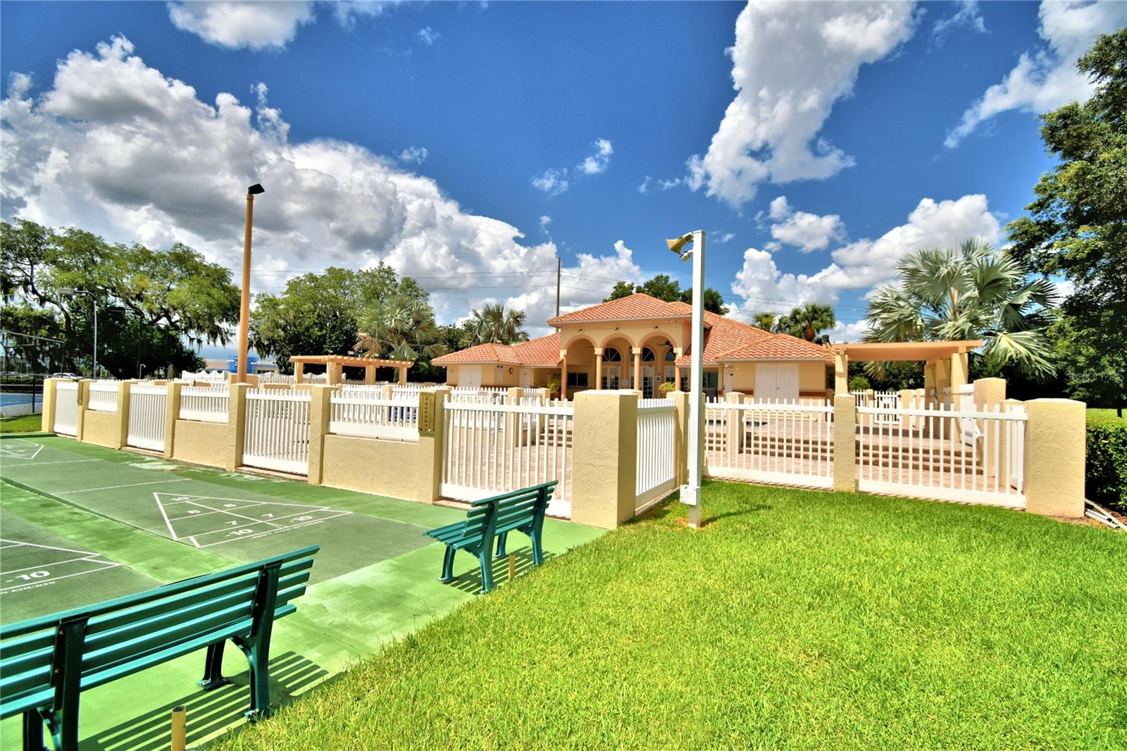 608 Sweet Bay Cir Property Photo 57