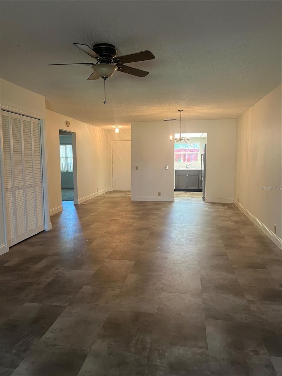 683 Broadmoor Cir #683 Property Photo 10